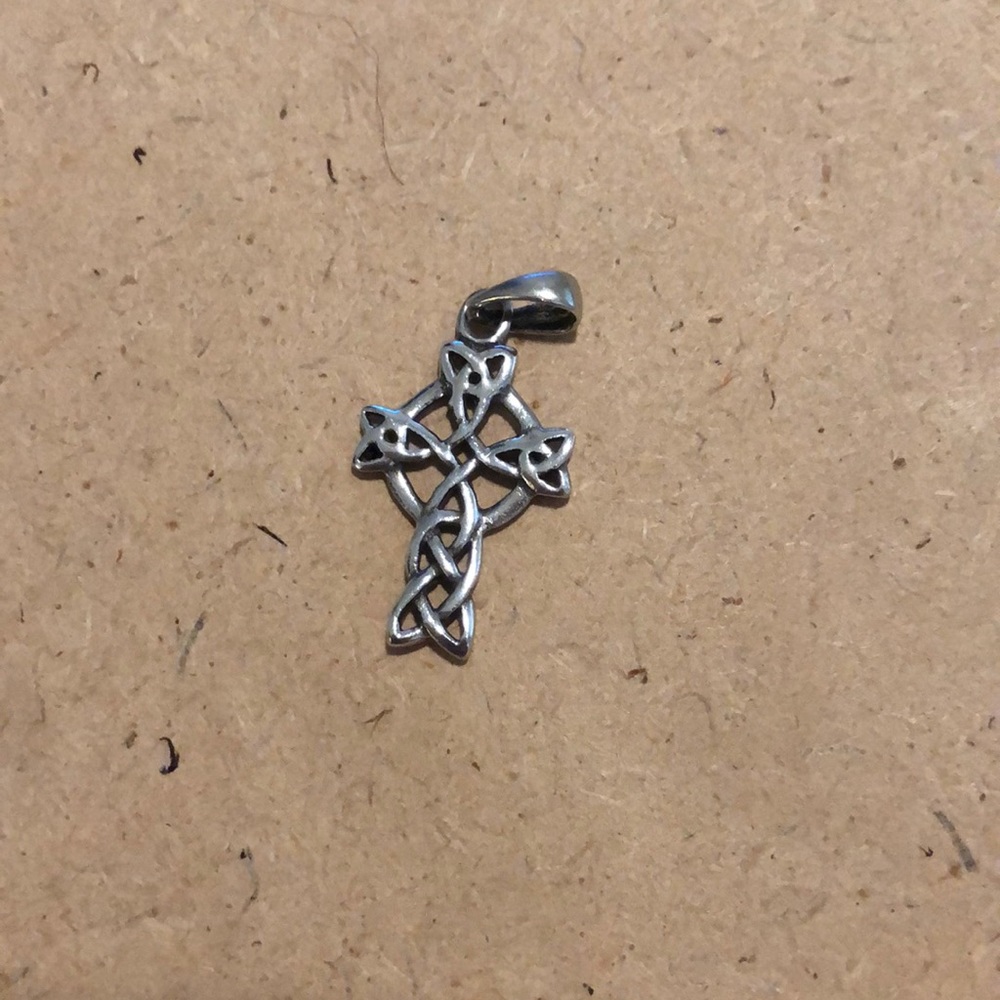 Silver cross pendant